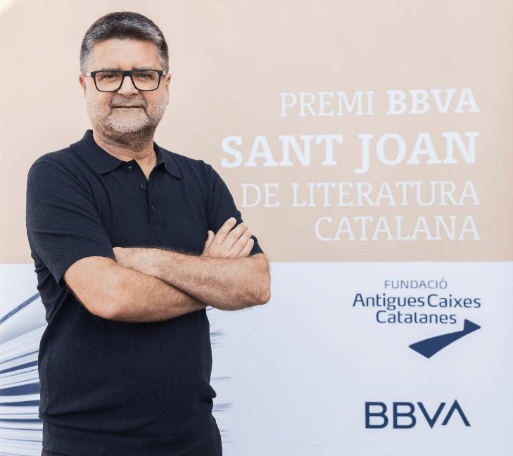 Entrevista a Jordi Marrón, guanyador del 46è Premi BBVA Sant Joan de Literatura Catalana, amb l’obra Manual de flotació